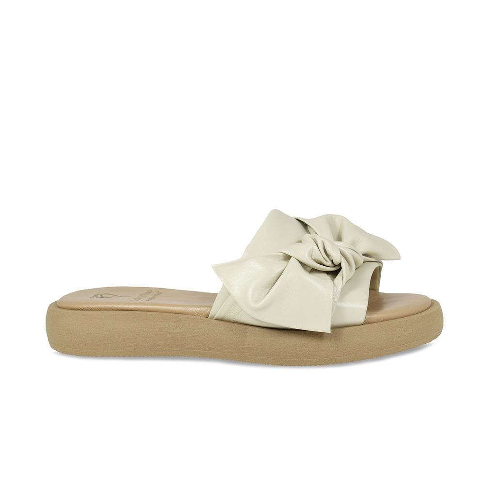 Bailey: Cream Leather Shoes Sole Bliss