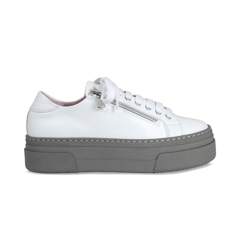 Diva: White Leather & Grey Shoes Sole Bliss