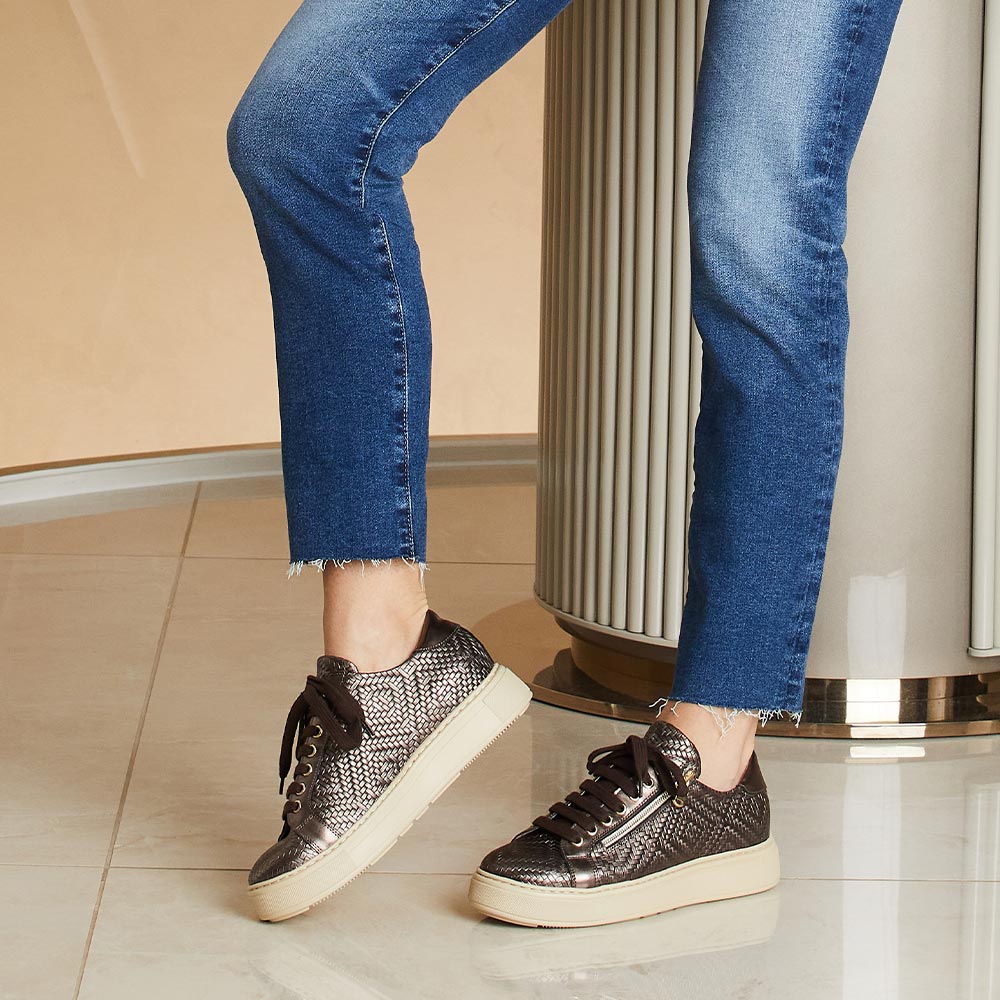 Feather Bronze Leather Comfortable Miracle Trainer Sole Bliss