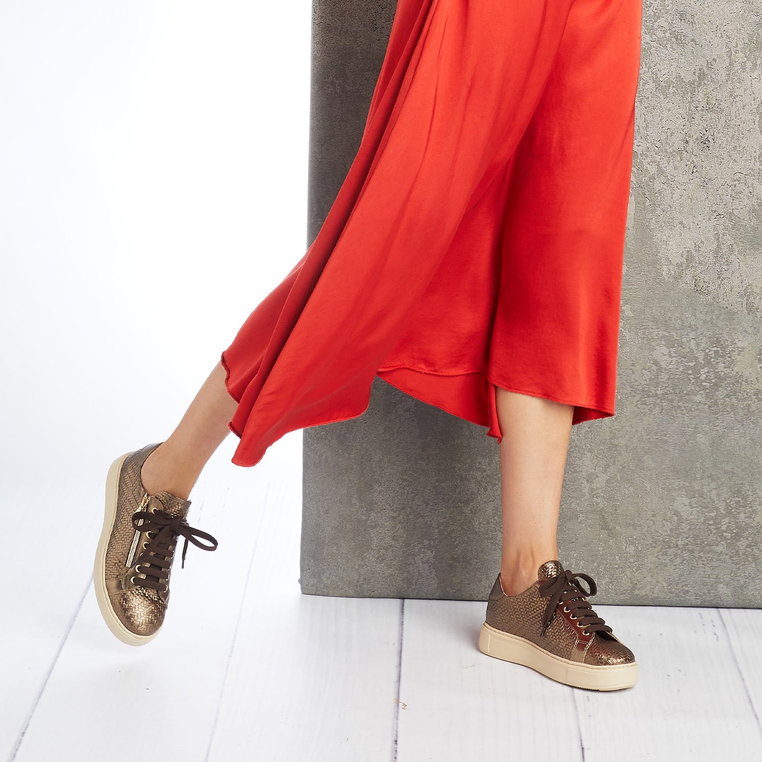 Feather: Pewter Weave Leather Shoes Sole Bliss