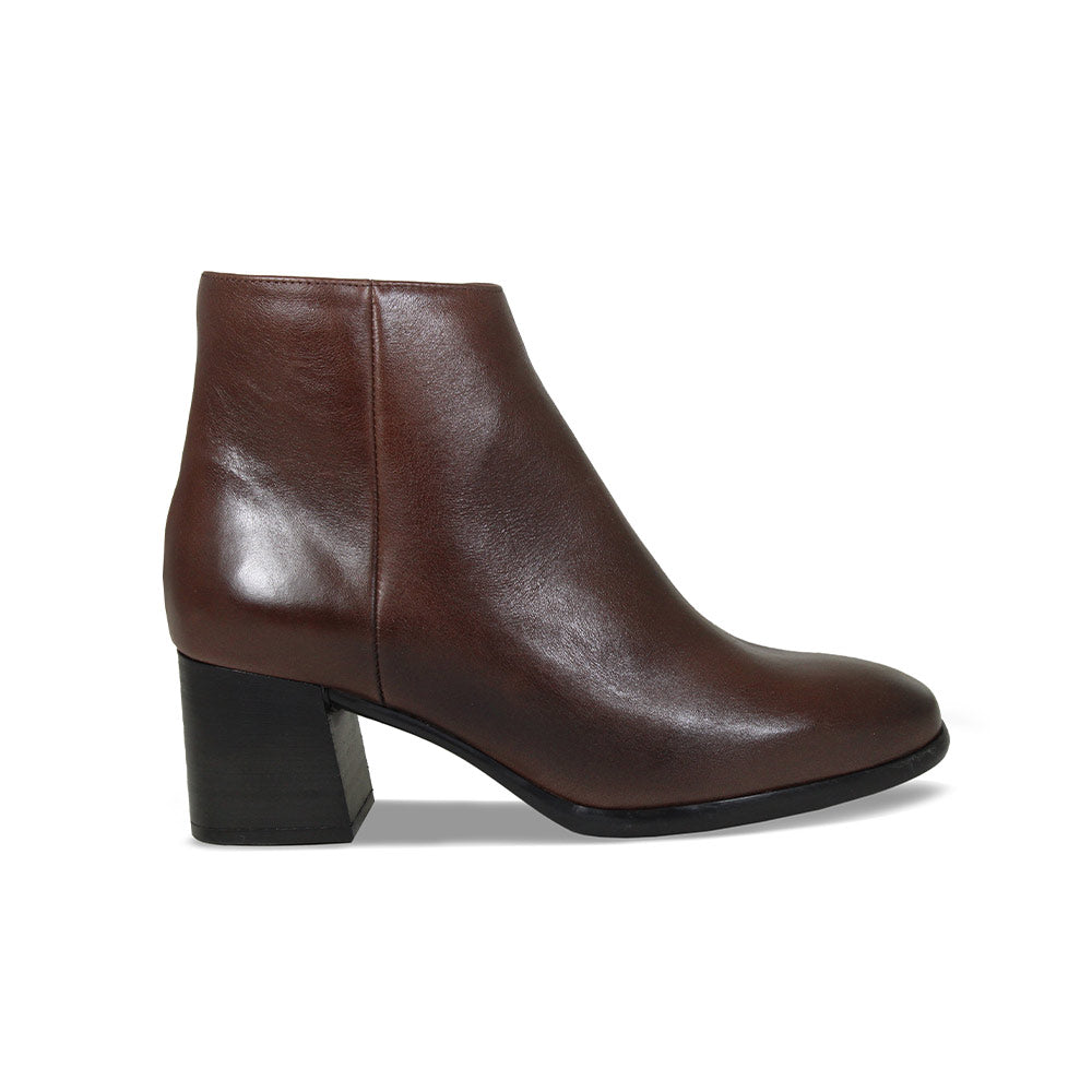 Frankie: Chestnut Leather Boots Sole Bliss