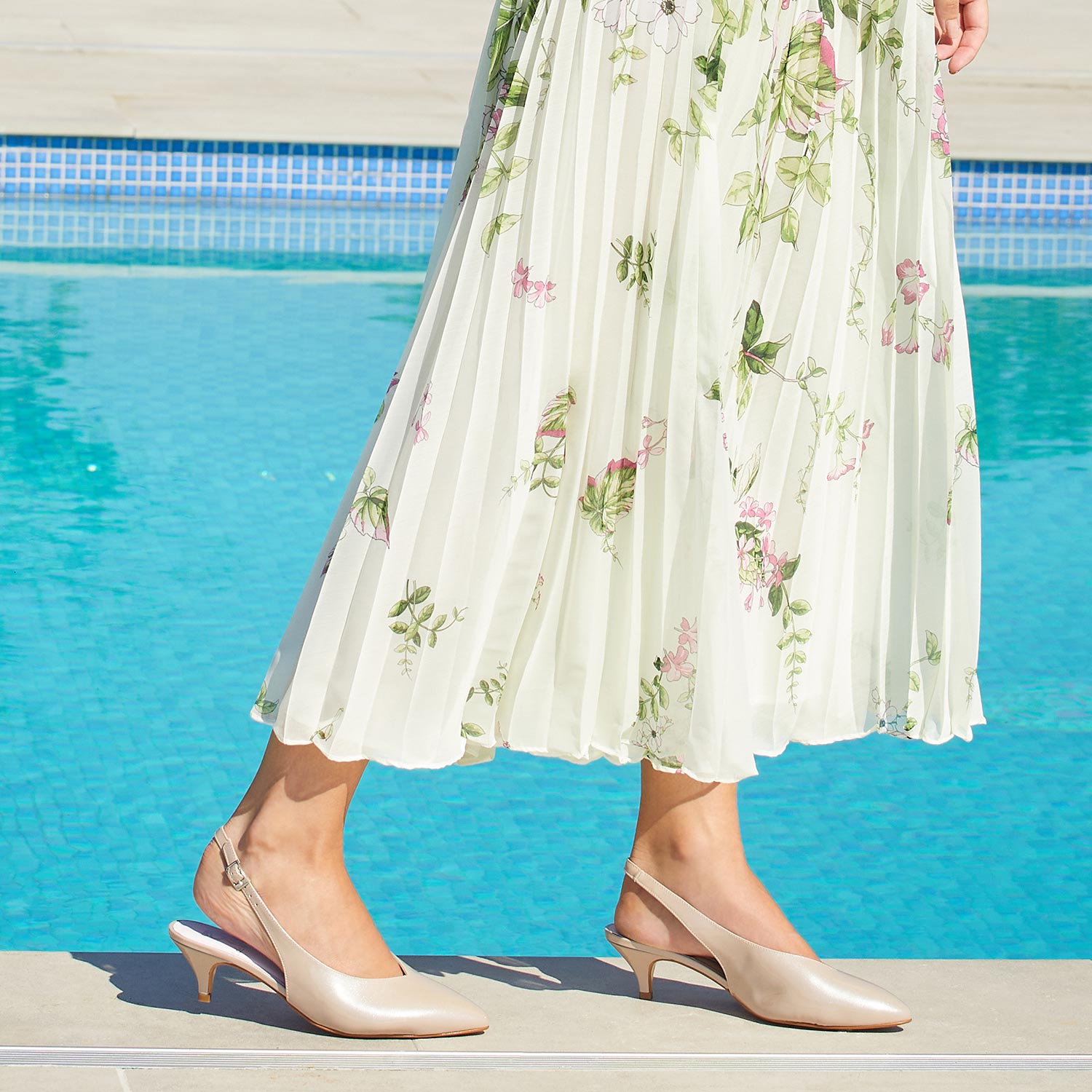 India: Pale Taupe Patent Leather Shoes Sole Bliss