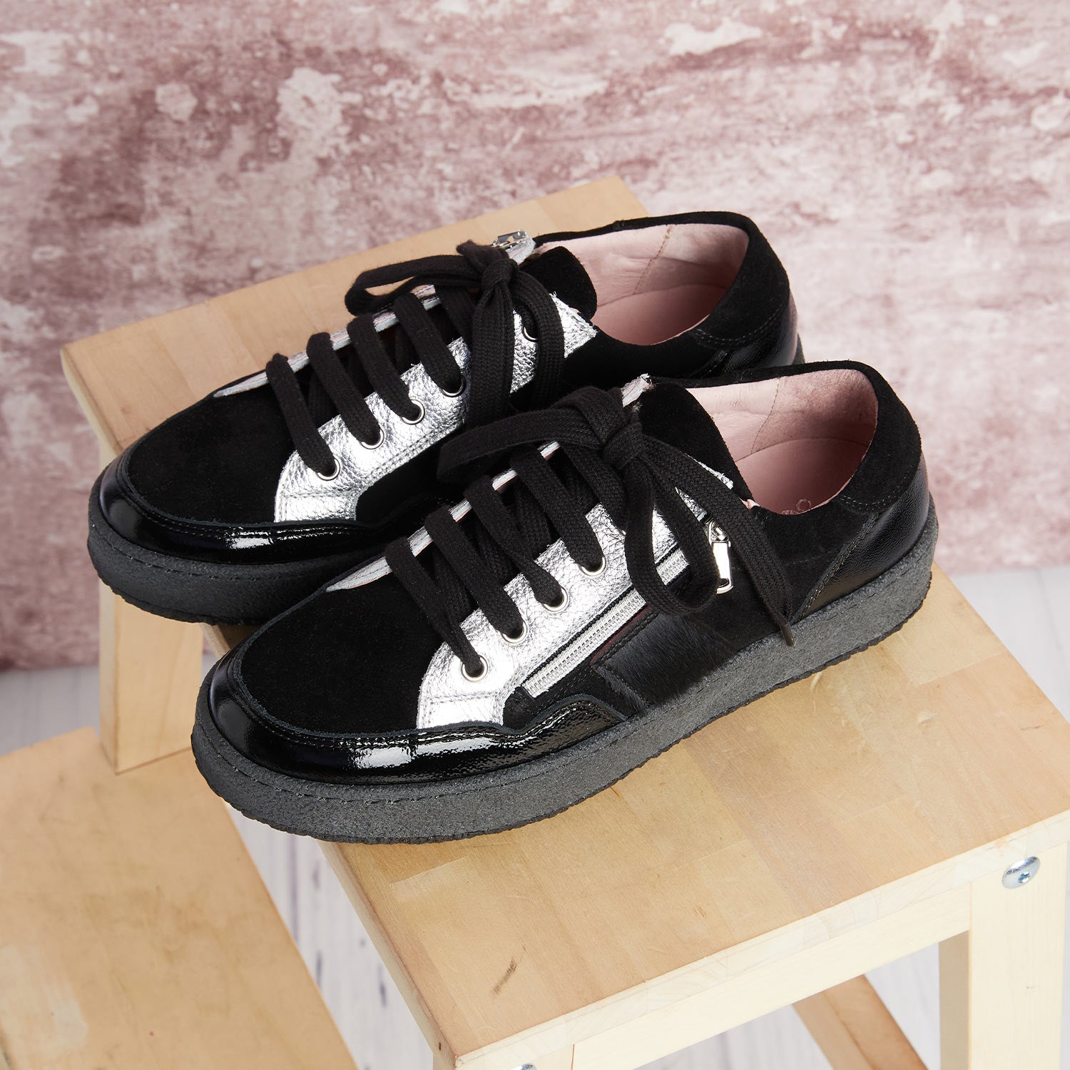 Kit: Black Suede & Patent Shoes Sole Bliss