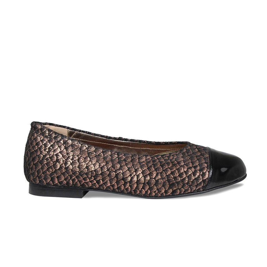 Luna: Metallic Suede & Black Patent Shoes Sole Bliss