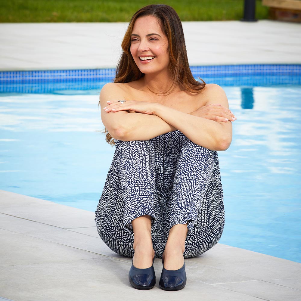 Luna: Navy Leather & Patent Shoes Sole Bliss