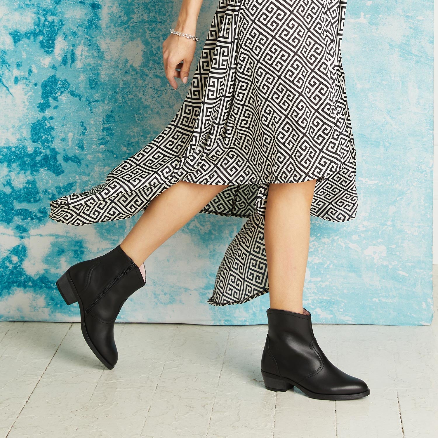 Montana: Black Leather Boots Sole Bliss