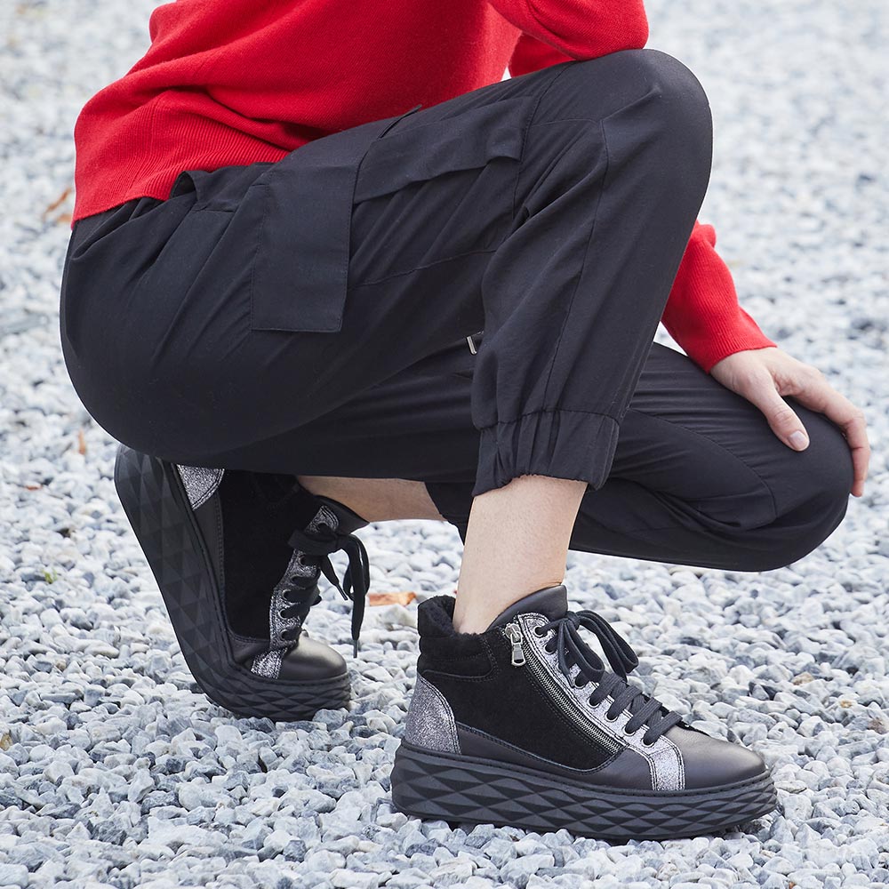 Parka Fur: Black Leather & Suede Shoes Sole Bliss