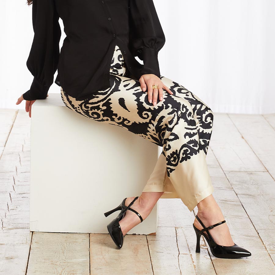 Premiere: Black Patent Leather Shoes Sole Bliss