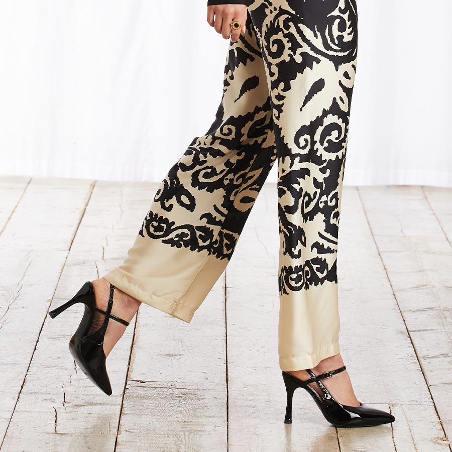 Premiere: Black Patent Leather Shoes Sole Bliss