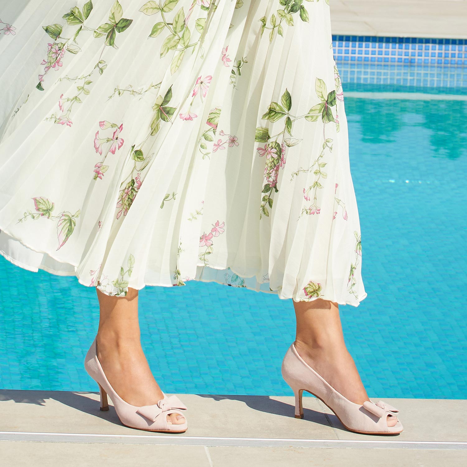 Shelby: Blush Suede Shoes Sole Bliss