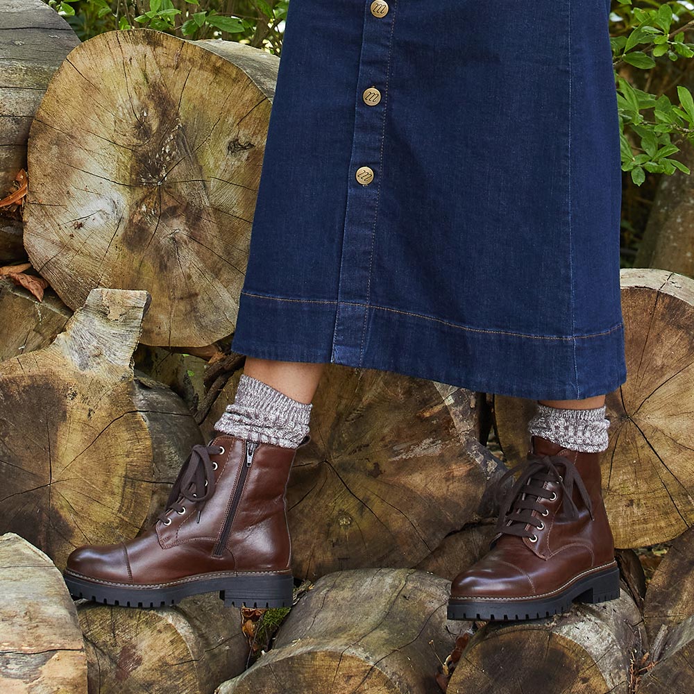 Tread: Chestnut Leather Boots Sole Bliss