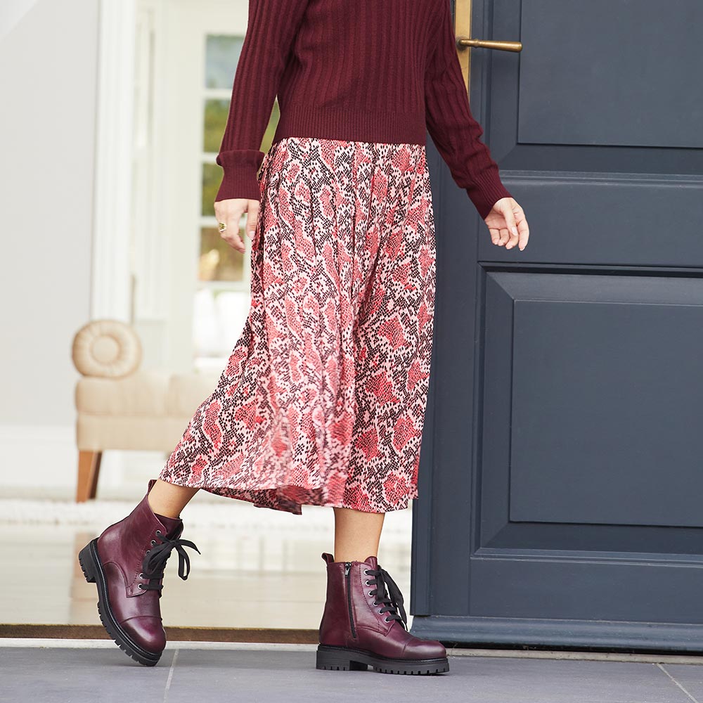 Tread: Plum Leather Boots Sole Bliss