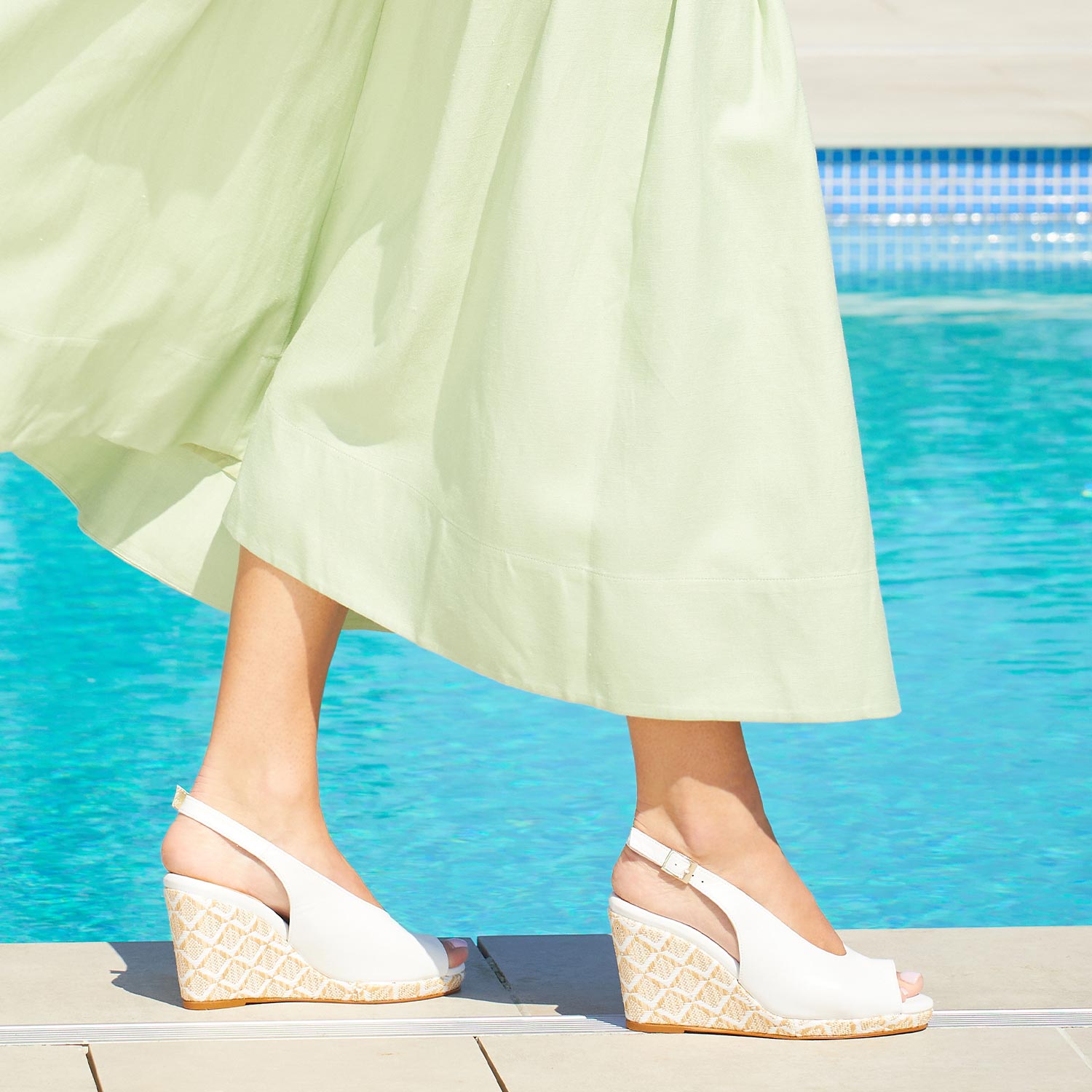 Winnie: White Leather & Raffia Shoes Sole Bliss