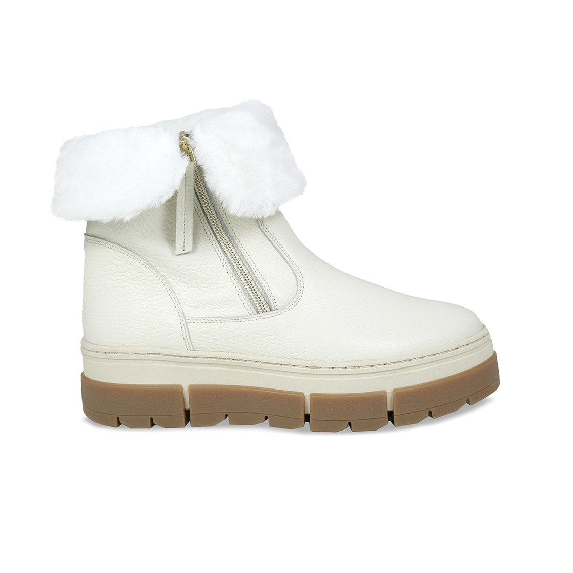 Wonder: Cream Leather & Shearling Boots Sole Bliss