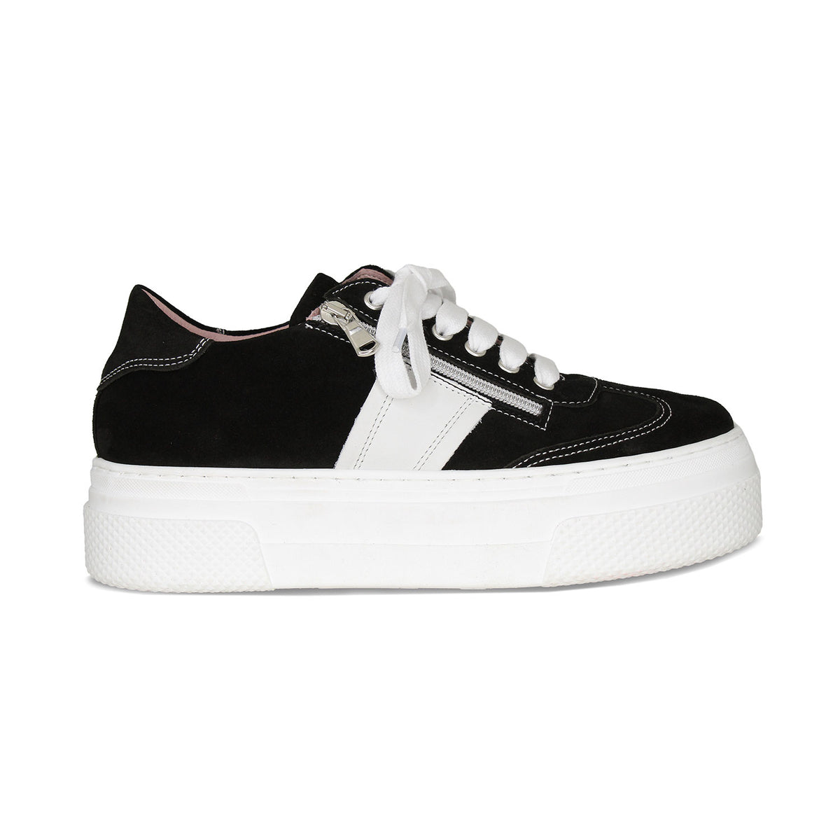 Dash: Black Suede
