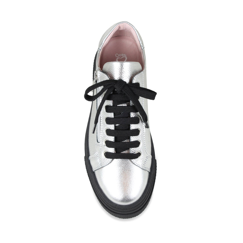 Diva: Silver Leather & Black Shoes Sole Bliss