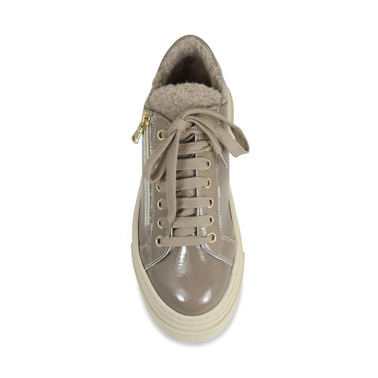 Diva-Fur: Taupe Patent Leather Shoes Sole Bliss