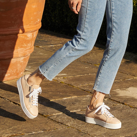 Hero: Blush Leather Shoes Sole Bliss