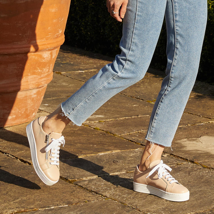 Hero: Blush Leather Shoes Sole Bliss