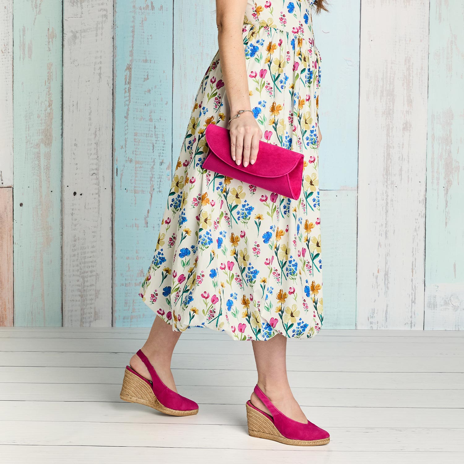 Java: Hot Pink Suede Shoes Sole Bliss