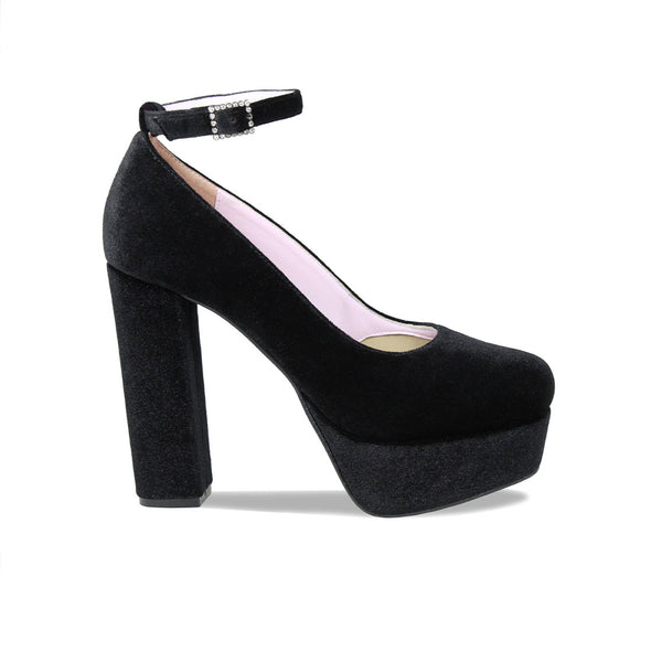 Velvet hot sale shoes heels