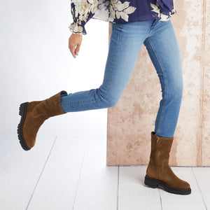 Stella: Tan Suede Boots Sole Bliss