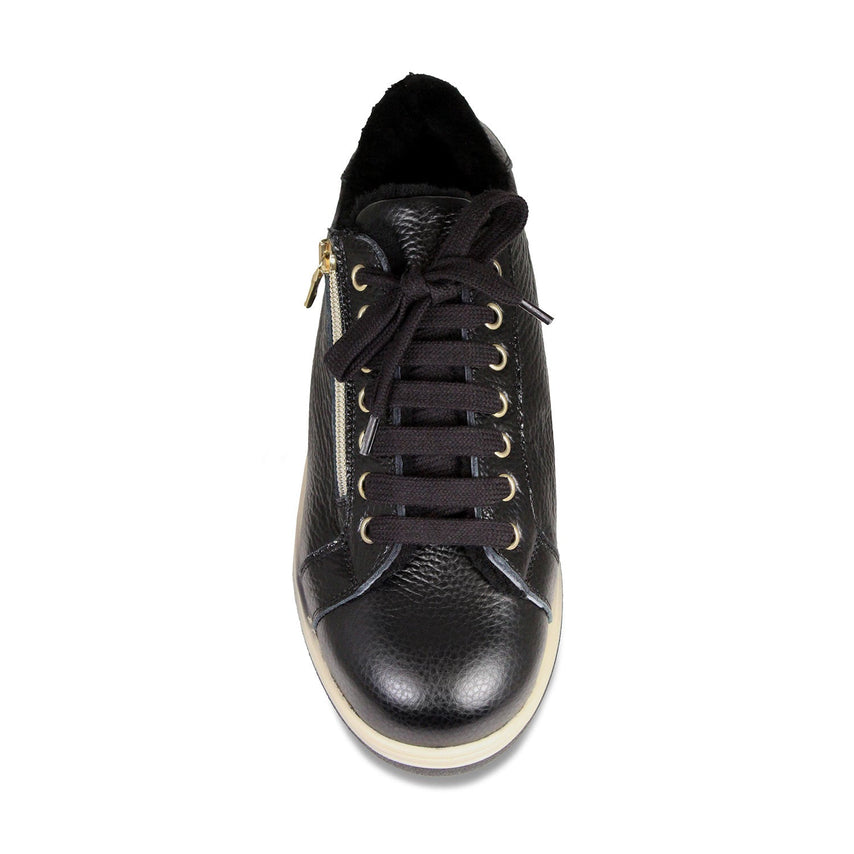 Summit: Black Leather & Shearling Shoes Sole Bliss