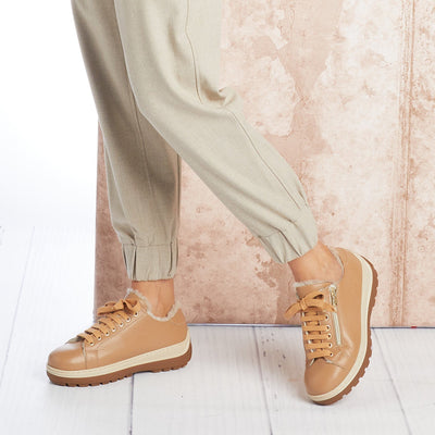Summit: Caramel Leather & Shearling Shoes Sole Bliss