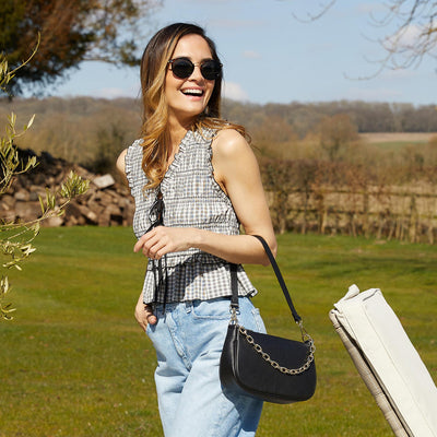 Swing: Black Leather & Silver