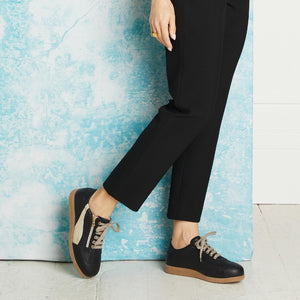 Swirl: Black Leather Shoes Sole Bliss