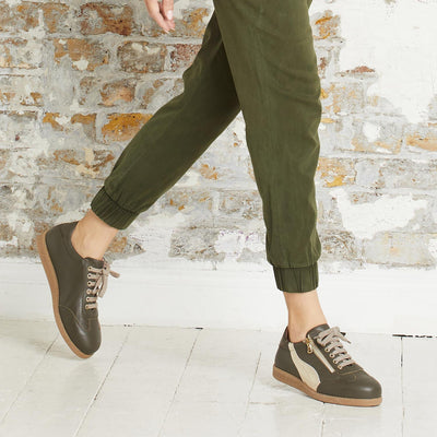 Swirl: Khaki Leather