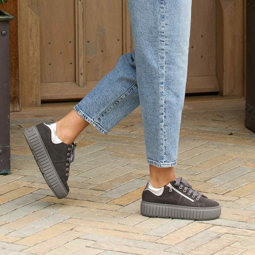 Tempo: Grey Suede & Patent Shoes Sole Bliss