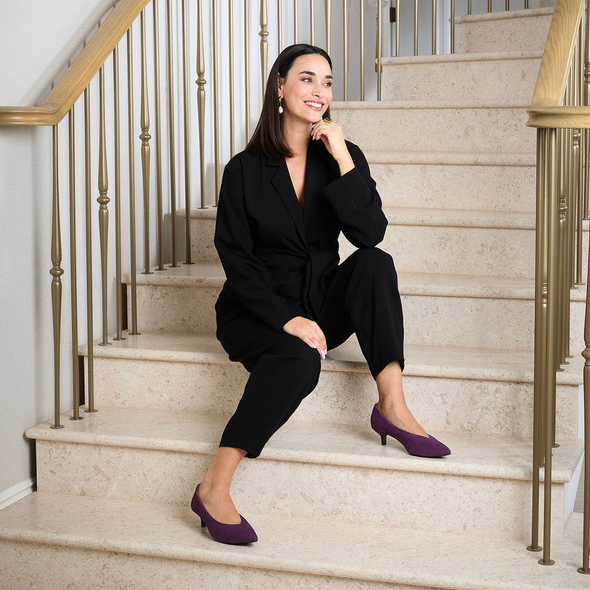 Kitty: Purple Suede Shoes Sole Bliss