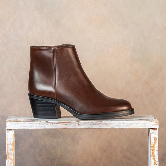 Winona: Chestnut Leather Boots Sole Bliss