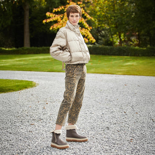 Wonder: Chocolate Brown Leather & Shearling Boots Sole Bliss