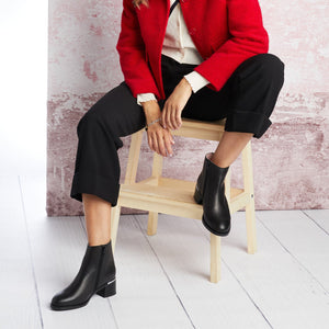 Zen: Black Leather Boots Sole Bliss