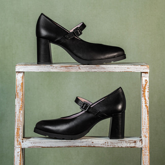 Maxine: Black Leather Shoes Sole Bliss