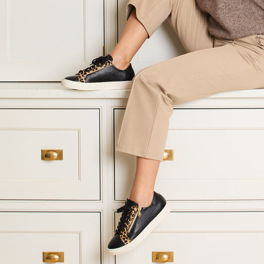 Sprint: Black Leather & Luxe Leopard Shoes Sole Bliss