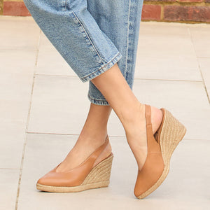 Java: Tan Leather Shoes Sole Bliss