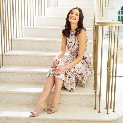 Kelly: Pale Taupe Suede