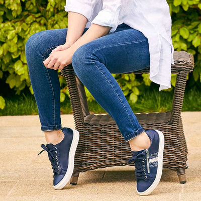 Sprint: Navy Leather - Women's Trainers for Bunions
